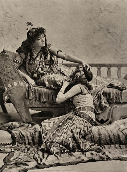 Bernhardt as Cleopatra. Photograph, ca. 1899.