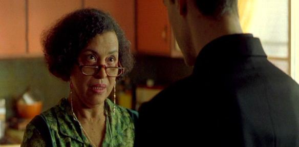 Gloria Foster as the Oracle in The Matrix, pictured here in a scene with Keanu Reeves